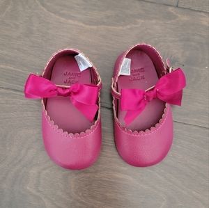 Janie and Jack girls burgundy/cranberry bow crib shoes 6-12months mary Jane